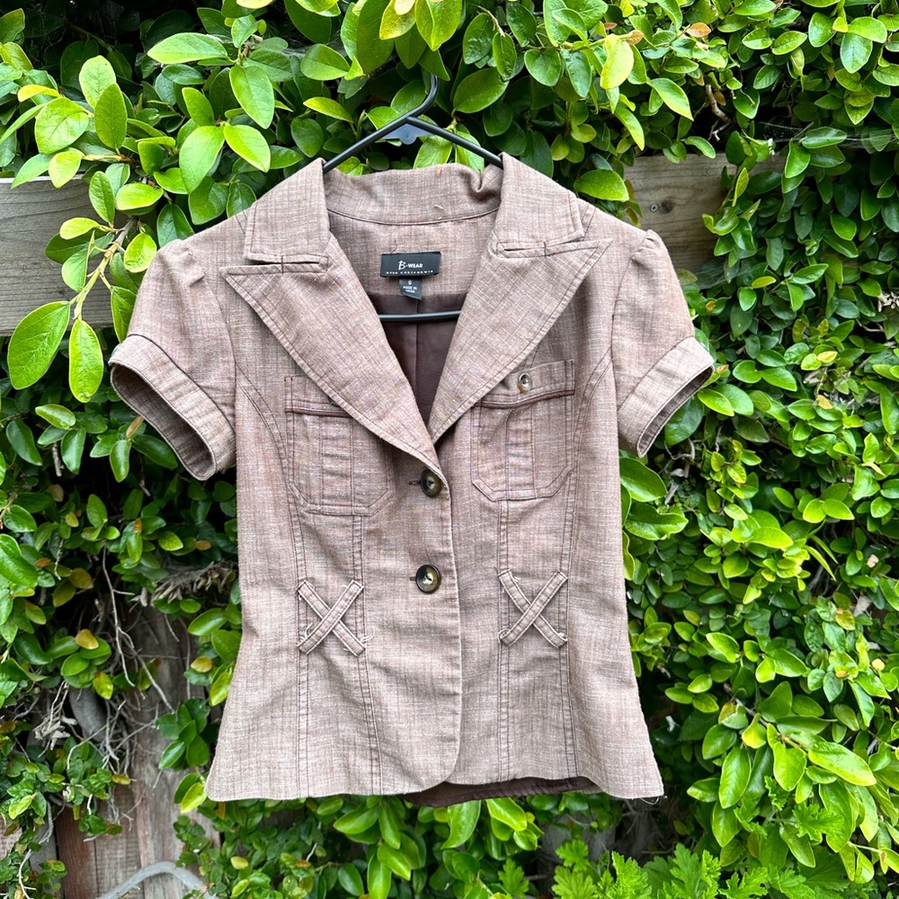 women’s business top
